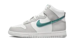 Adjustable Strap Grip Sole Nike Dunk High Ring Bling