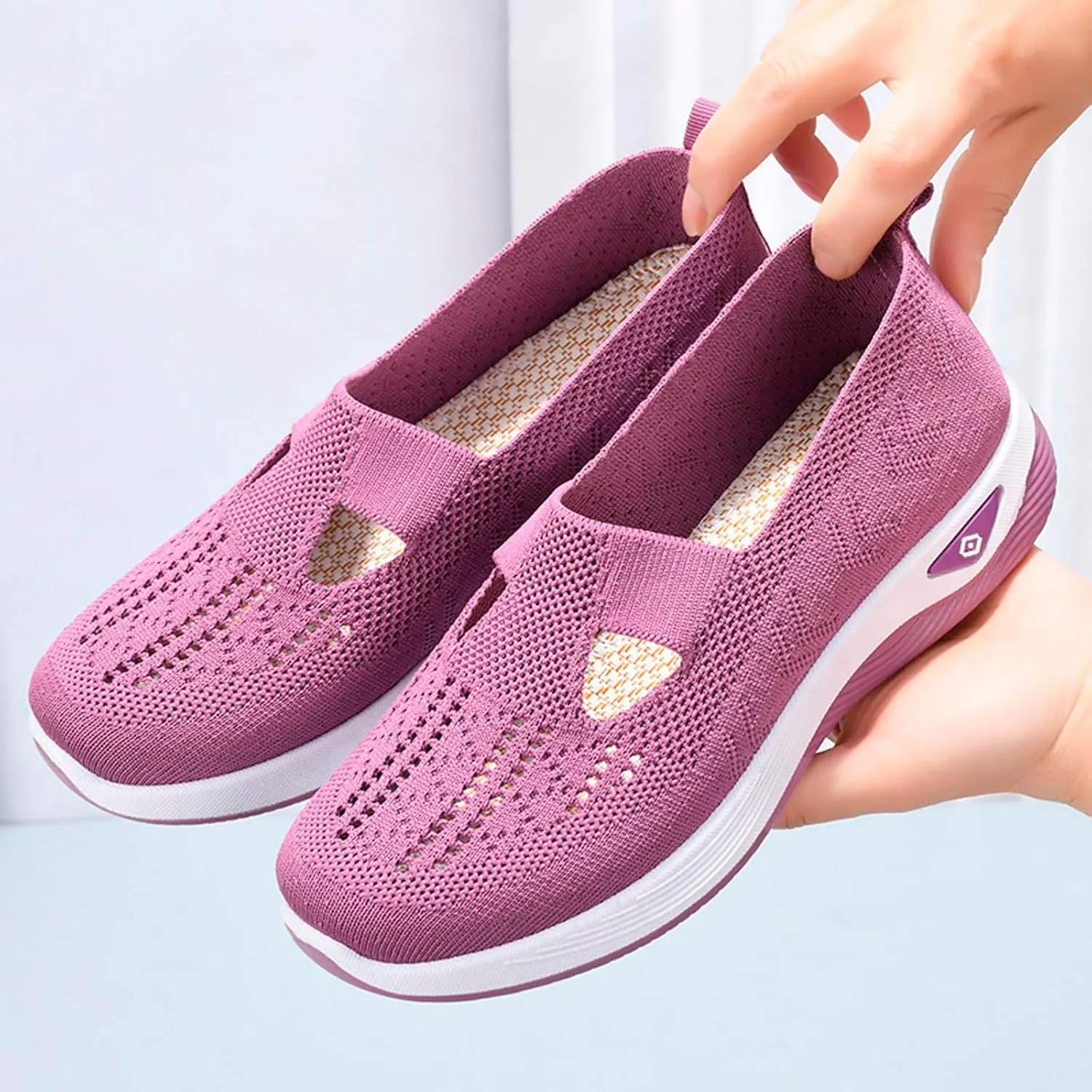 Fashion Summer Women Sports Shoes Flat Bottom Non Slip Mesh Hollow Upper Breathable Soft Slip On Casual Style Shoes for Men Wide