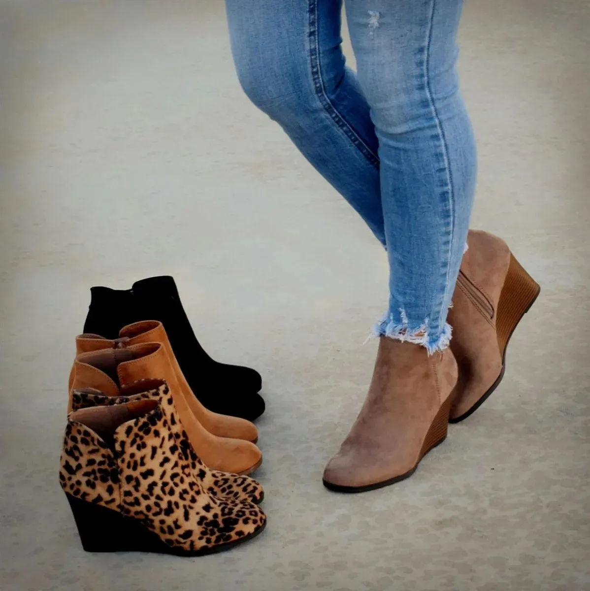 Fashion wedge boots side slit round toe ankle boots