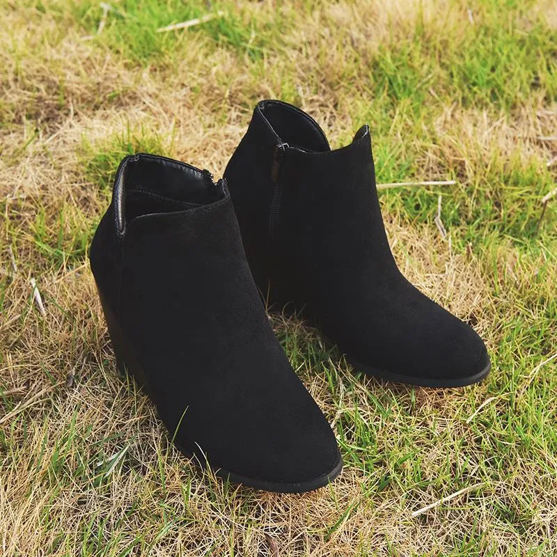 Fashion wedge boots side slit round toe ankle boots