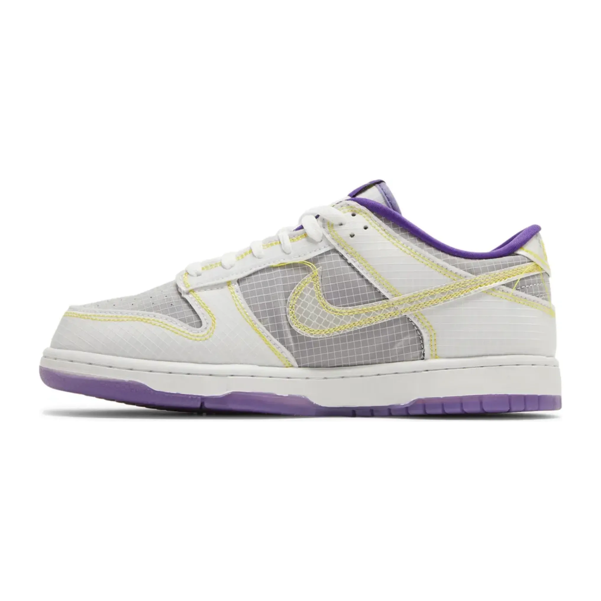 running shoes with traction pattern Nike Dunk Low Union Passport Pack Court Purple