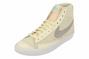 PhylonMidsole Nike Womens Blazer Mid 77 Trainers Fn7775 100