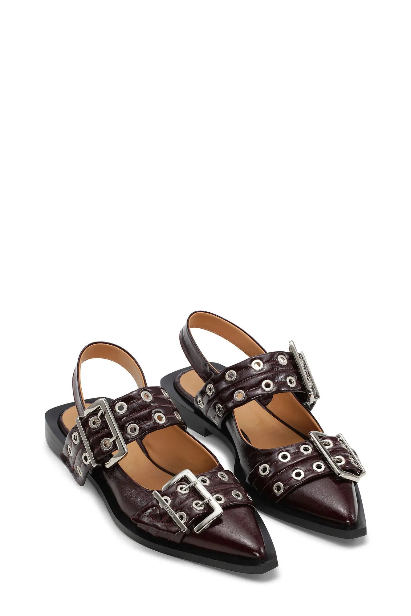Feminine Buckle Ballerina Naplack