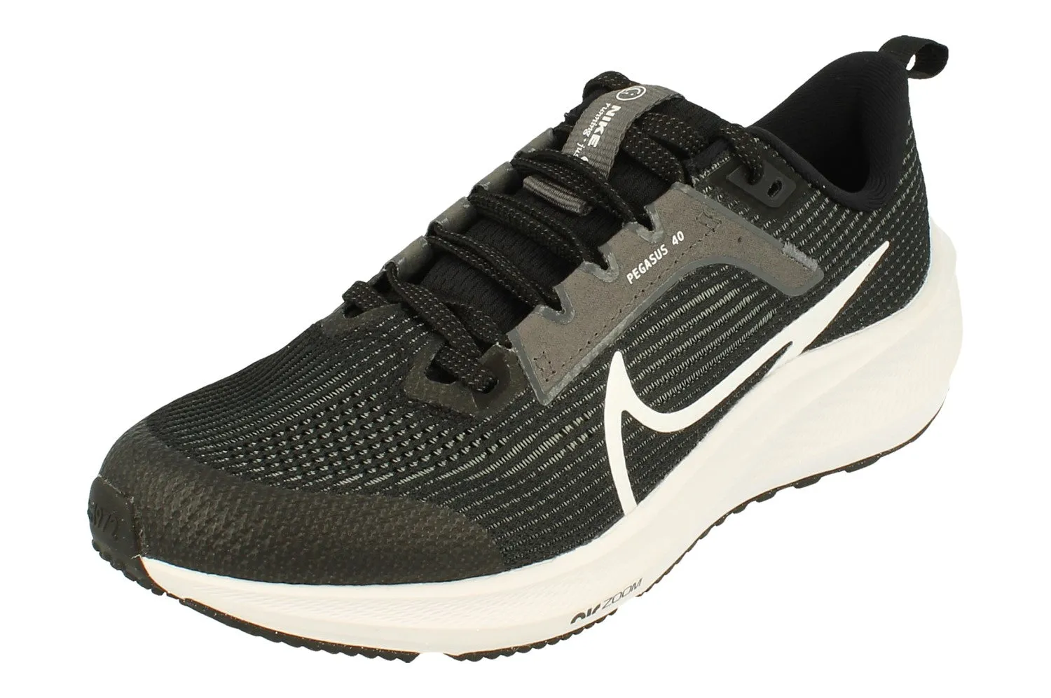 Nike Air Zoom Pegasus 40 GS Dx2498 001 running for sports festivals