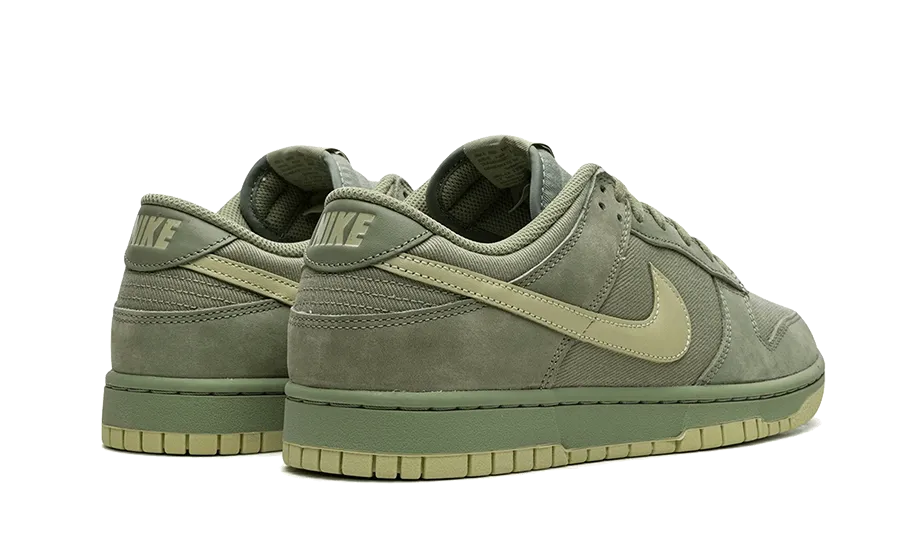 Nike Dunk Low Premium Oil Green Vibrant Style Durable Support