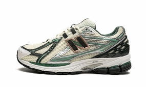 New Balance 1906R Aime Leon Dore Green Arch Technology Energy Returning Sole