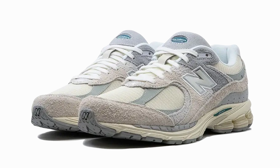 Neutral Tone New Balance 2002R Linen