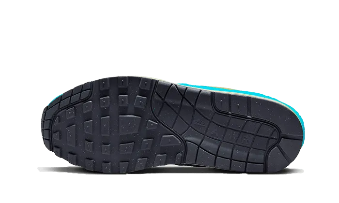 Nike Air Max 1 Corduroy Baltic Blue Reflective details