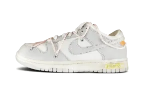 Dunk Low Off-White Lot 24 running in a mud run shoes flexible - sole shoes