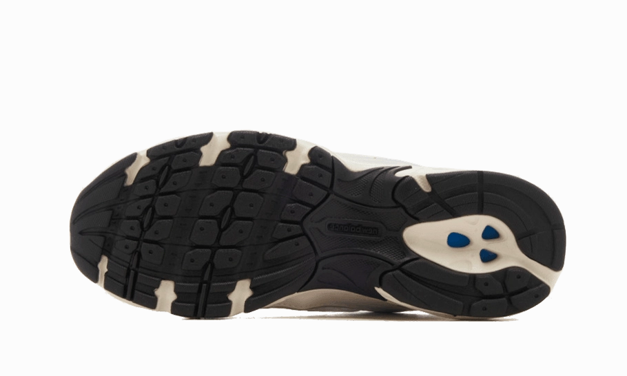 530 Sea Salt Green Footbed Contouring