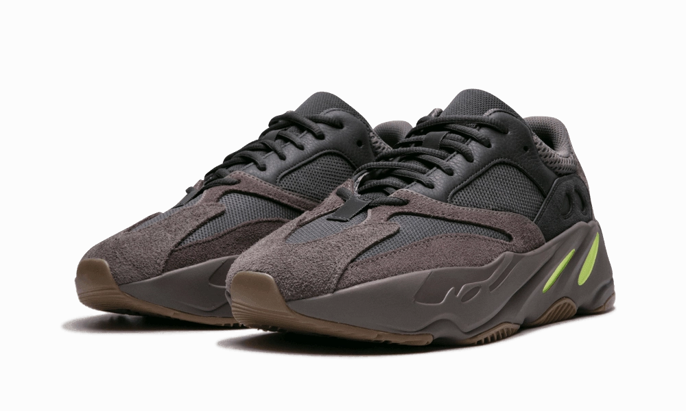 Yeezy 700 Mauve Office Style Essential Wear
