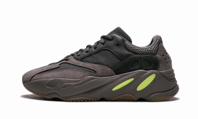 Lightweight Walk Yeezy 700 Mauve