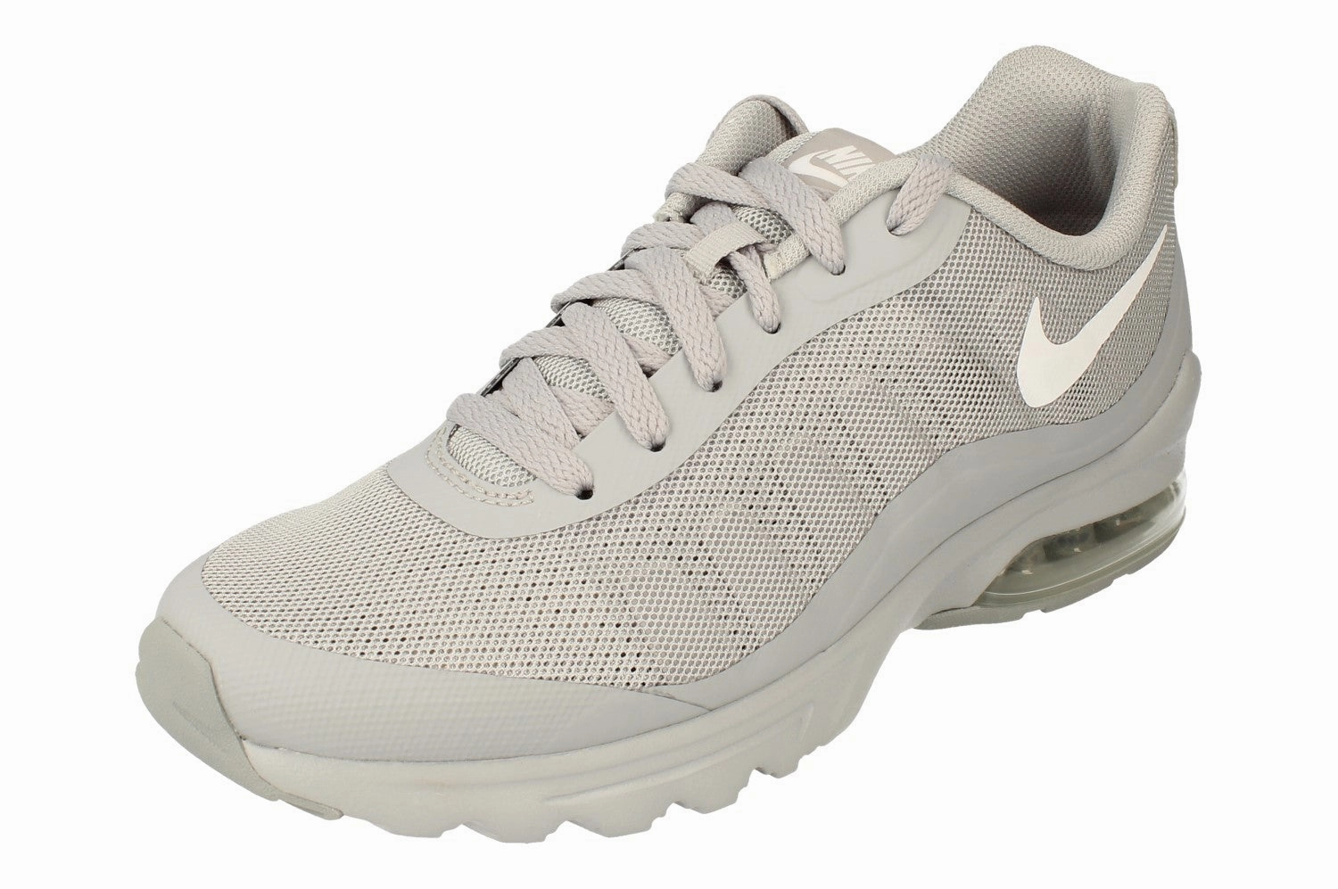 Nike Air Max Invigor Mens 749680  005 Sport Mode Breathable Form