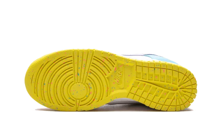 Nike Dunk Low SE Easter Natural Feel