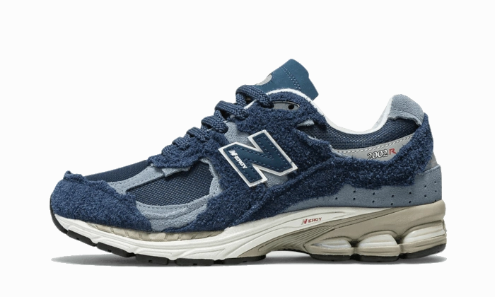Textured Upper Support Zone New Balance 2002R Protection Pack Navy