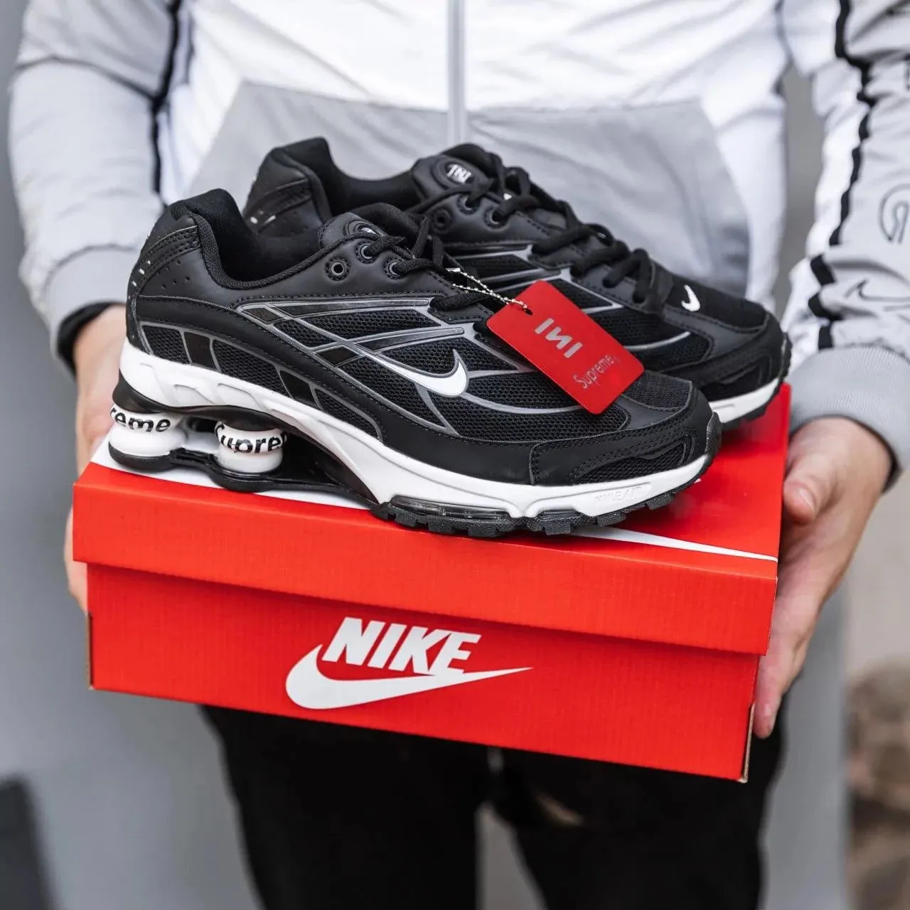 Quick Stride Nike Shox Ride 2 Supreme 'Black/White'