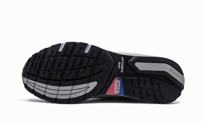 New Balance 992 Grey Supportive frame