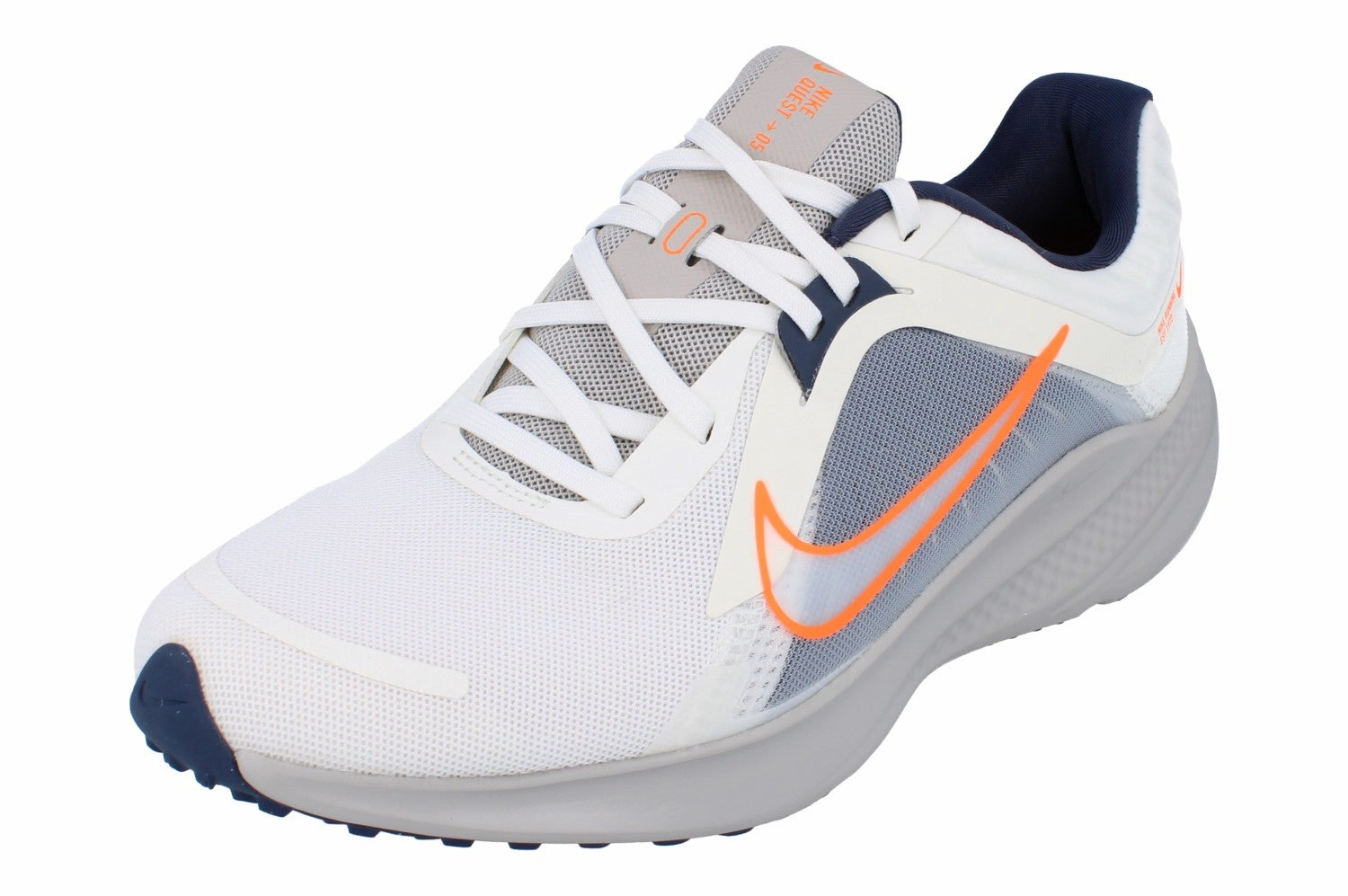 Running Compatible Busy Lifestyle Nike Quest 5 Mens DD0204 103