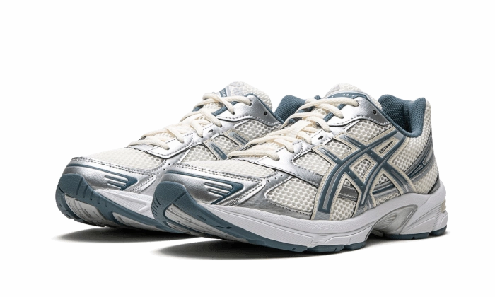 Gel-1130 Cream dirt - path running shoes Ultimate Comfort
