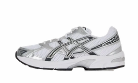 Gel-1130 White Pure Silver running in a subway station area shoes Track - meet