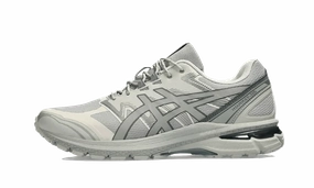 elastic - lacing running shoes Gel-Terrain Seal Grey