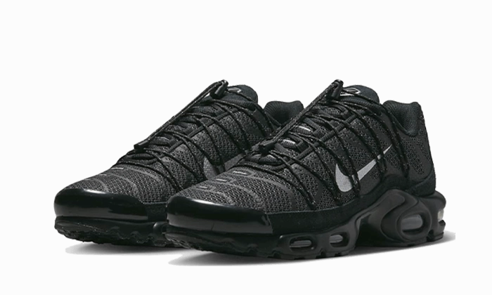 Nike Air Max Plus Toggle Black Reflective Resilient Sole Reinforced Heel Support