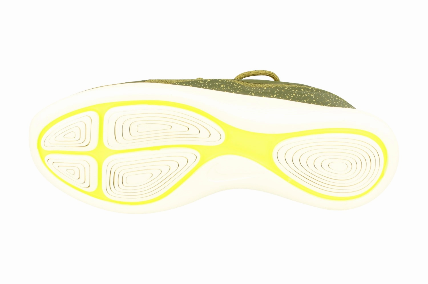 Plush Touch Nike Lunarcharge Essential Mens 923619 300