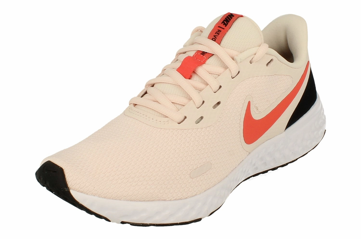 Narrow Fit upcycled - material - feature shoes Nike Revolution 5 Womens BQ3207 605