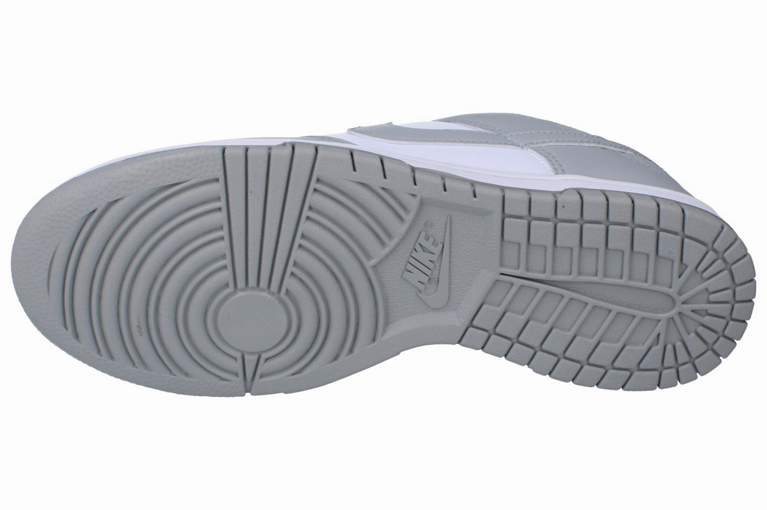 lace up closure Sculpted materials Nike Dunk Low Retro Mens Trainers Hf5441  105