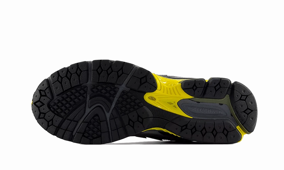 New Balance 1906N Castlerock Black Yellow Agile Movement