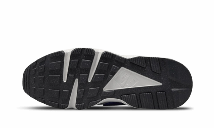 Hyperlock Technology Nike Air Huarache Social FC