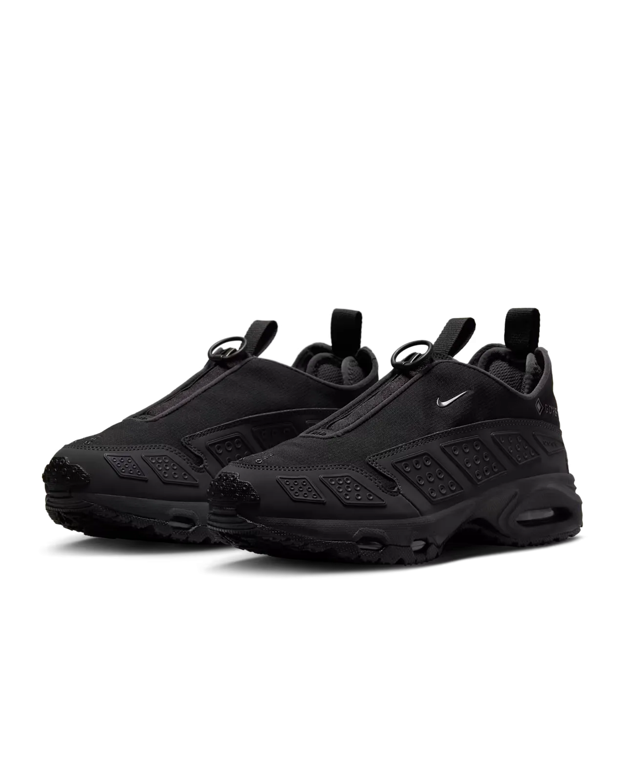 Nike Air Max SNDR GORE-TEX Black and Dark Smoke Grey Slip Resistant Traction Smart Motion