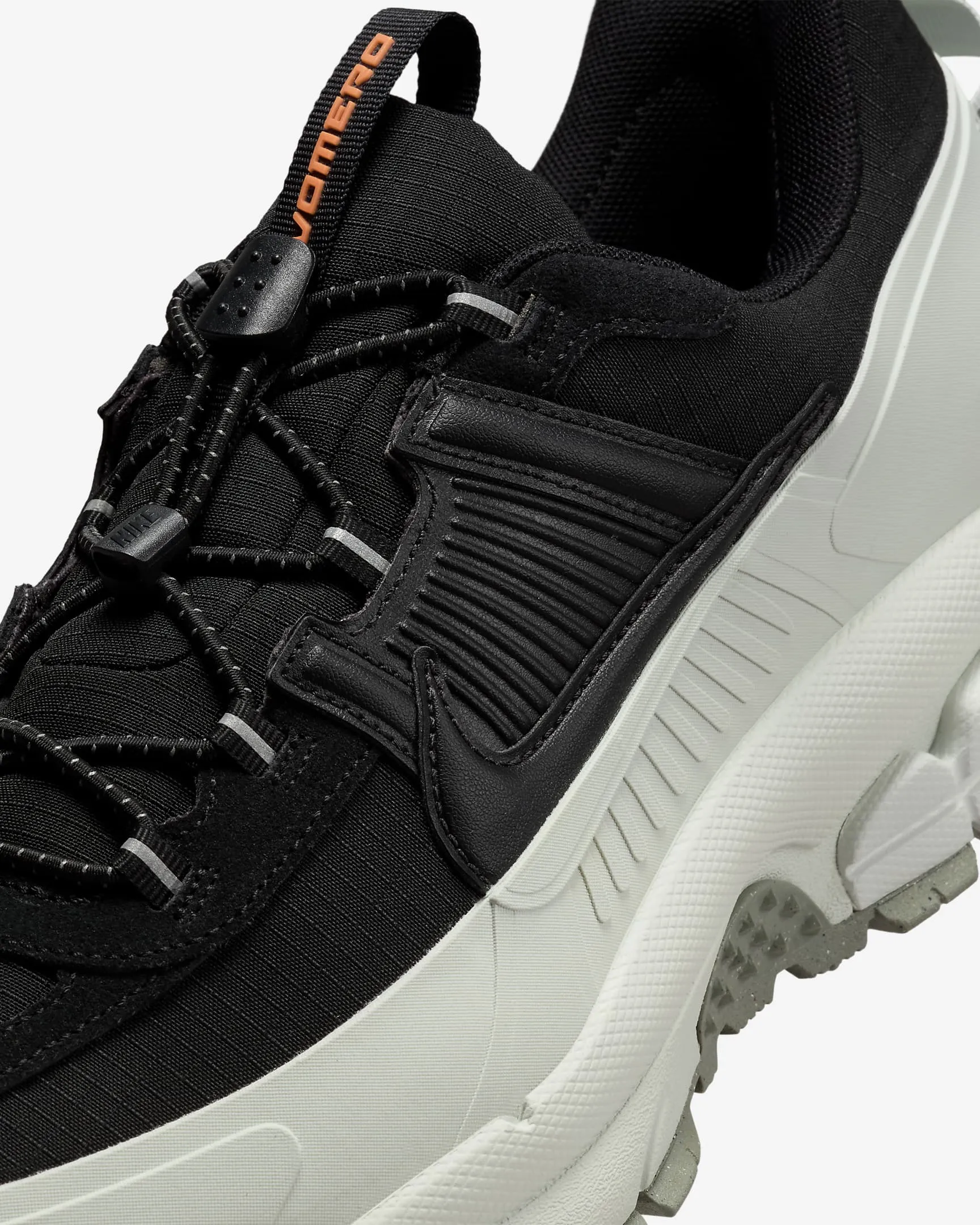 Neutral Look Air Cushion Nike Zoom Vomero Roam