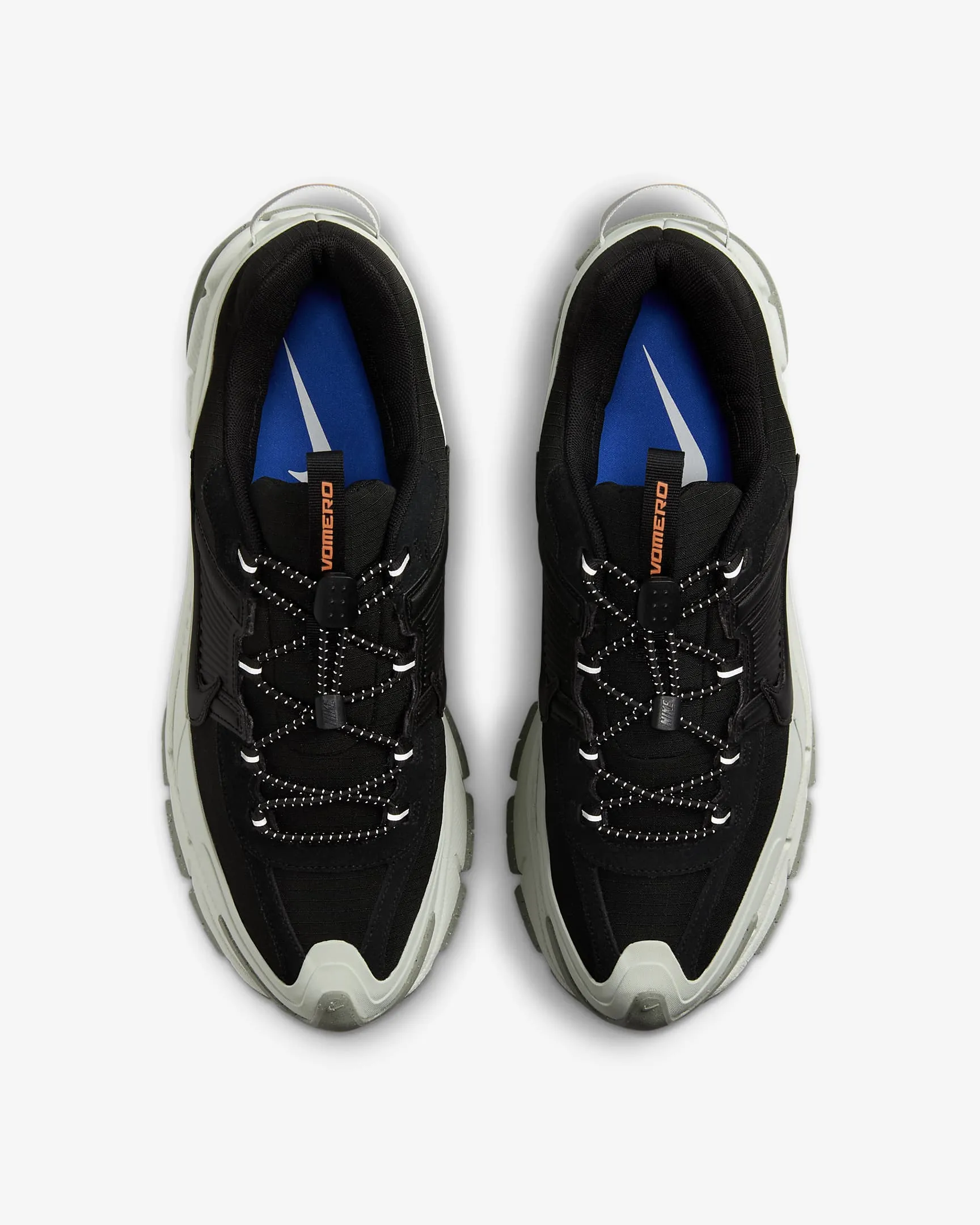 Nike Zoom Vomero Roam Motion Flow Outdoor Day