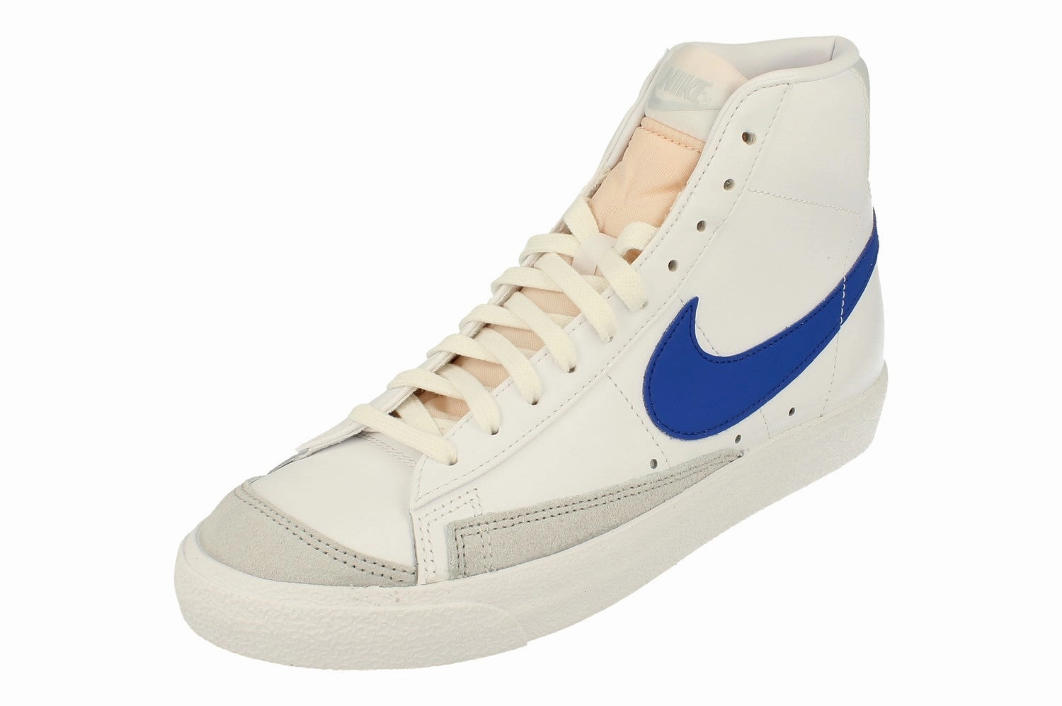 Nike Blazer Mid 77 VNTG Mens Trainers BQ6806 124 Sneaker Accessories Trendy Performance