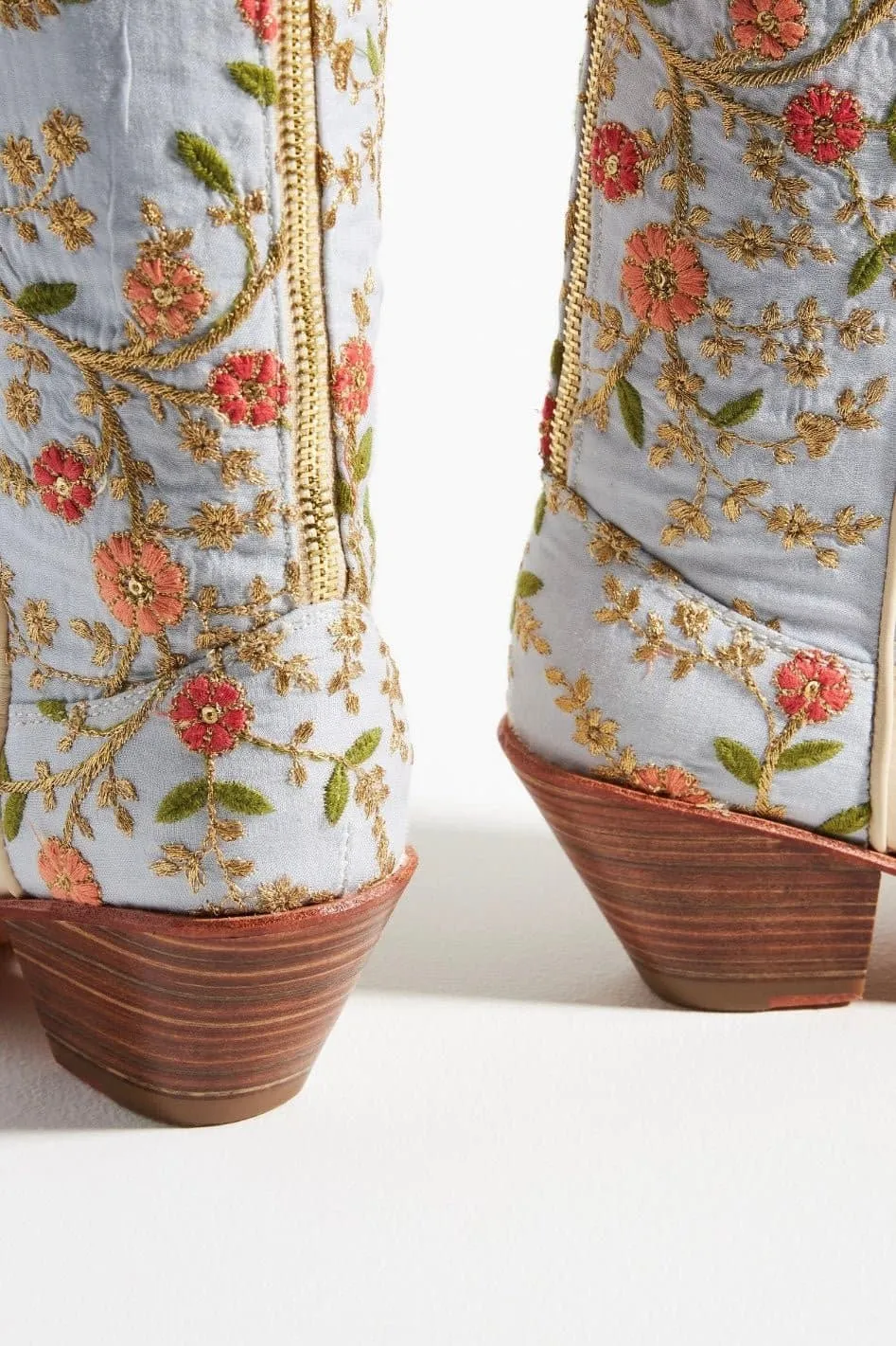 IVORY EMBROIDERED FLOWER WESTERN BOOTS X ANTHROPOLOGIE