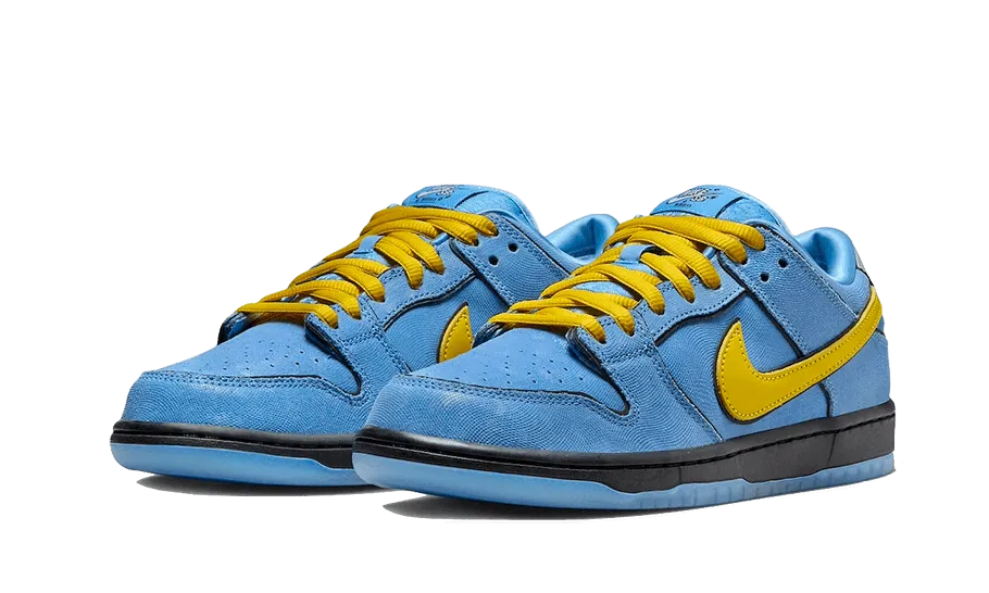 SB Dunk Low The Powerpuff Girls Bubbles running in an overpass area shoes agility enhancement