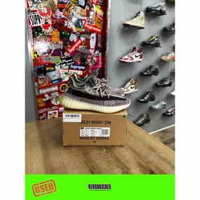 Kershkicked Yeezy 350 V2 Zyon UK 4.5 Night Hike