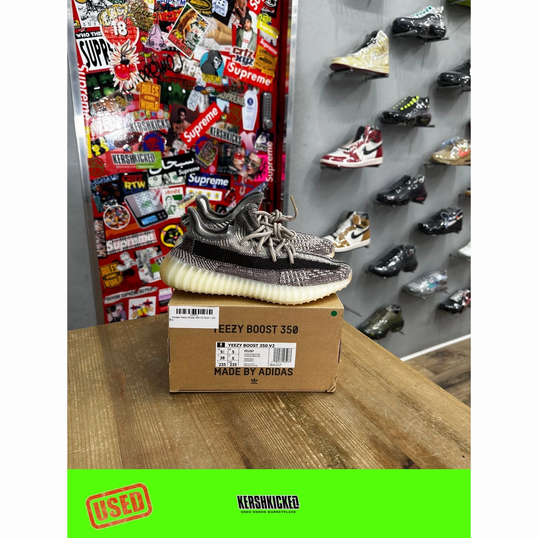 Walkable Comfort Cliff Path Kershkicked Yeezy 350 V2 Zyon UK 4.5