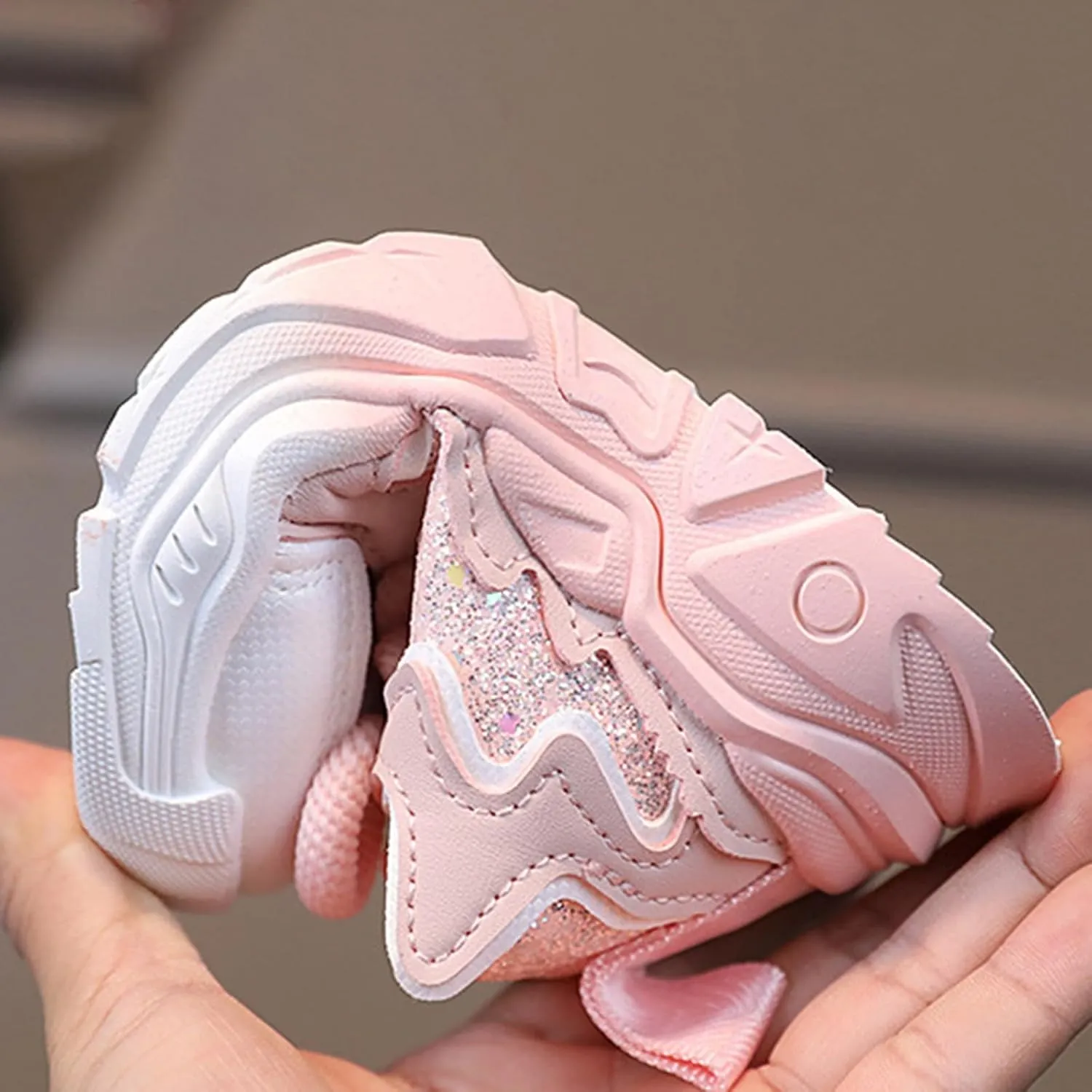 Kids Girls Tennis Shoes Lightweight Breathable Running Athletic Sneakers Comfortable Casual Walking Sports Shoes