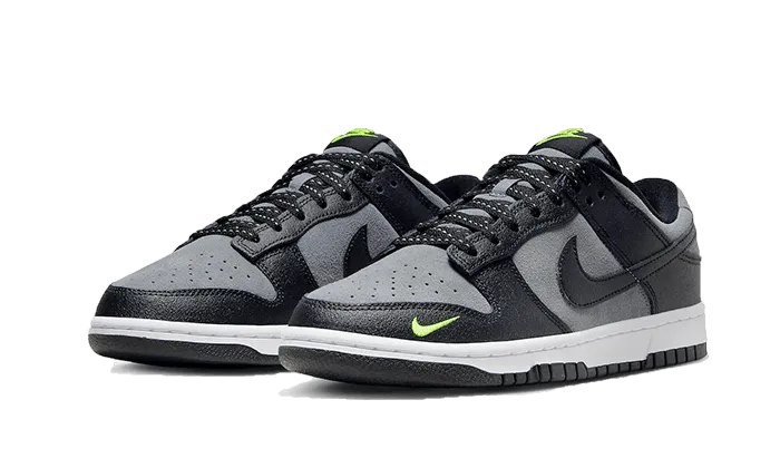 grip - enhancing Dunk Low Black Grey Green Strike