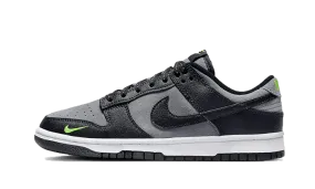 Dunk Low Black Grey Green Strike treadmill running footwear