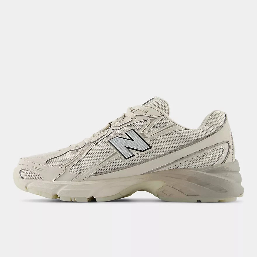 Breathable mesh New Balance 740 Moonbeam avec Arid Stone et Black
