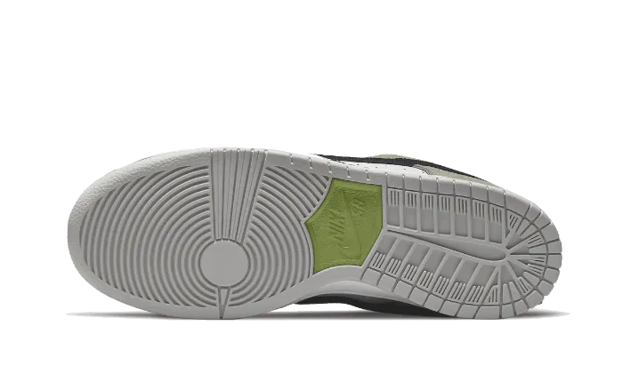 SB Dunk Low Chlorophyll synthetic running shoes