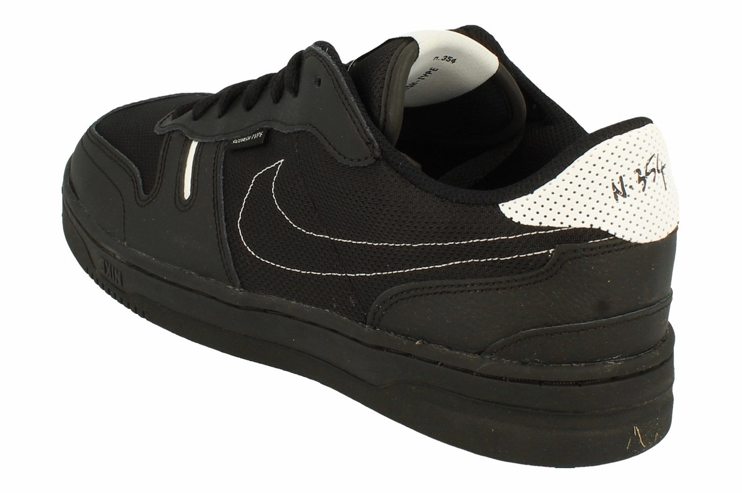 Outdoor Comfort Sleek cushioning Nike Squash-Type Mens Trainers Ct2922 001