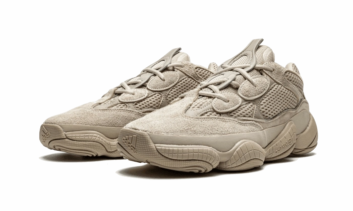 Yeezy 500 Taupe Light Trail Step