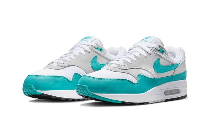 high - altitude running shoes Air Max 1 Clear Jade