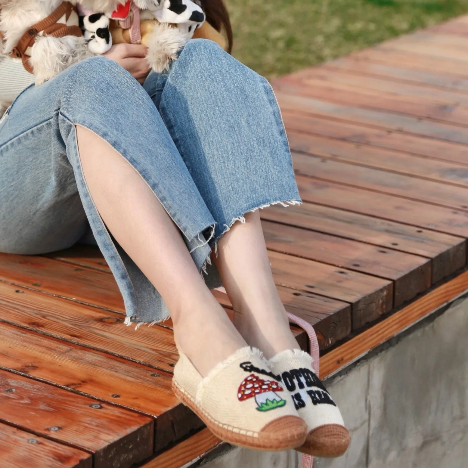 Linen Slogen Embroidery Espadrilles