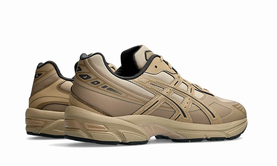 Gigantic style trail running footwear Gel 1130 Wood Crepe