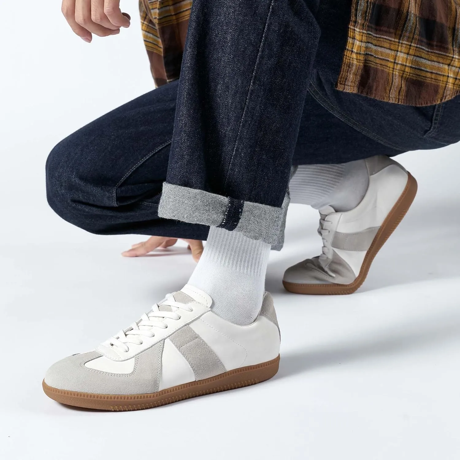 Men's And Women's Fashionable Lace Up Casual Sports Shoes Comfortable And Breathable Skateboarding Shoes Wear-Resistant And Anti Slip Travel Shoes Lightweight And Practical Tennis Sports Shoes